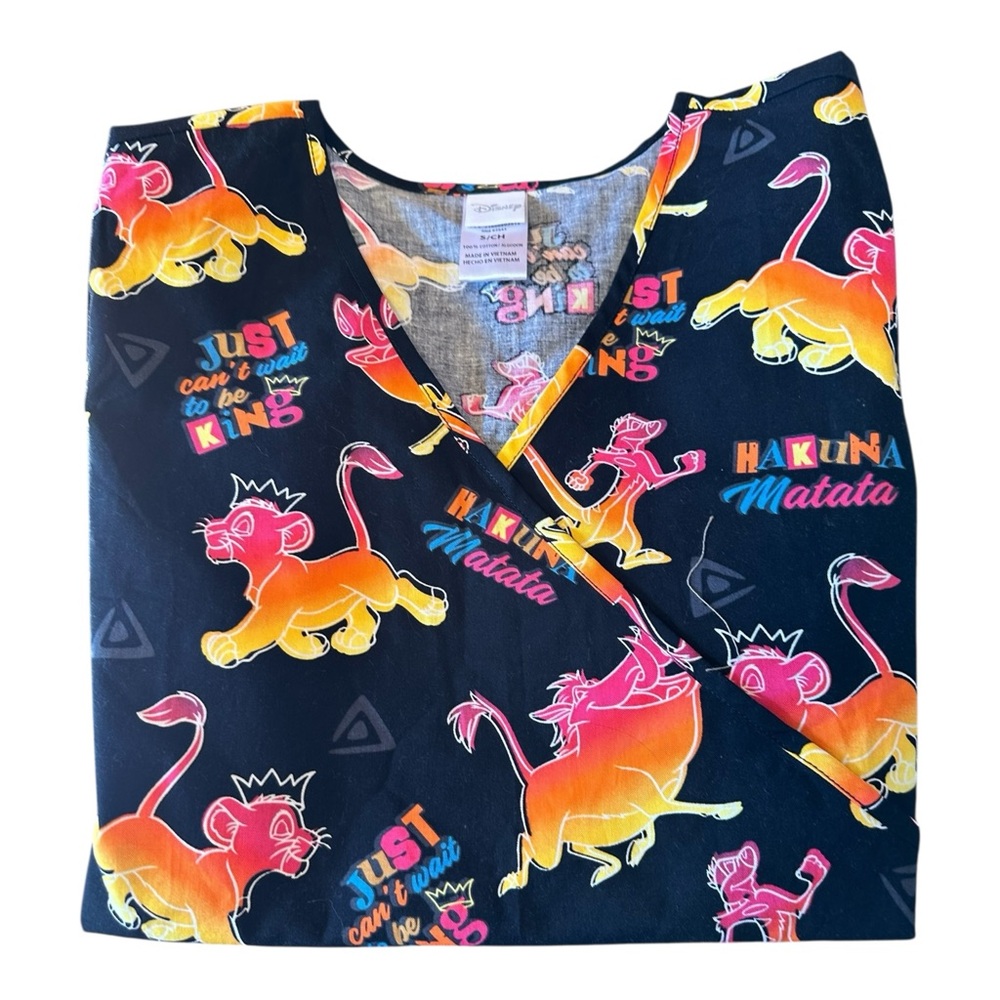Disney Scrubs Small Black with Colorful Lion King Design Hakuna Matata